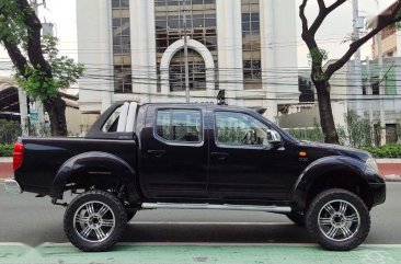Selling Nissan Navara 2012 Automatic Diesel in Quezon City