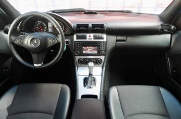Sell 2nd Hand 2011 Mercedes-Benz C200 at 46000 km in Quezon City