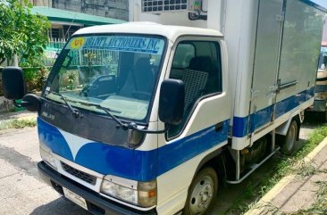 Selling Isuzu Elf 2018 Van Manual Diesel in Pasig