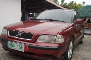 Sell 2nd Hand 1998 Volvo V40 Wagon at 70000 km in Quezon City