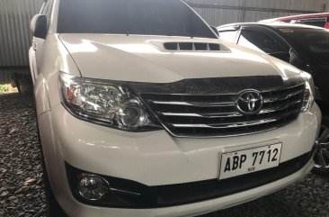 Selling White Toyota Fortuner 2016 Manual Diesel at 12000 km in Quezon City