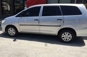 Selling 2nd Hand Toyota Innova 2013 Automatic Diesel at 43000 km in Manila