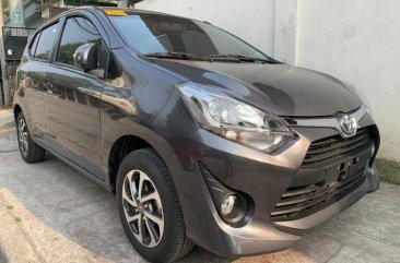 Selling Gray Toyota Wigo 2019 Hatchback in Quezon City