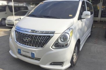 Sell 2nd Hand 2017 Hyundai Grand Starex at 6000 km in Mandaue