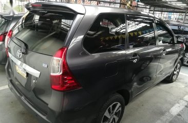 Selling 2nd Hand Toyota Avanza 2017 Automatic Gasoline at 17000 km in Makati