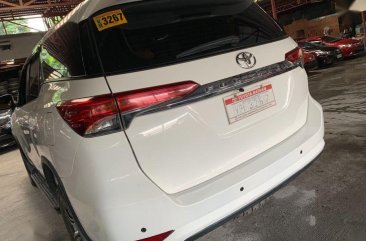 White Toyota Fortuner 2017 for sale in Quezon City