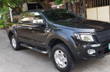 Selling Ford Ranger 2012 Automatic Diesel in Quezon City