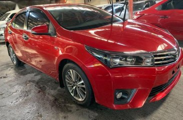 Red Toyota Corolla Altis 2017 for sale Automatic