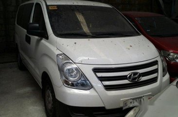 White Hyundai Grand Starex 2017 at 6000 km for sale in Makati