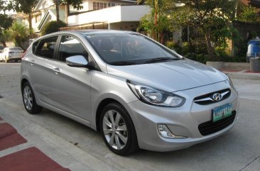 Sell 2nd Hand 2014 Hyundai Accent Automatic Diesel at 40000 km in Quezon City