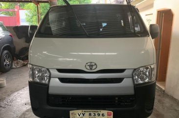 White Toyota Hiace 2017 Manual Diesel for sale in Quezon City