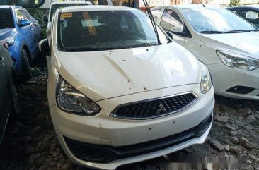 Selling White Mitsubishi Mirage 2016 at 22000 km in Makati