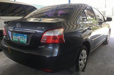 Selling Grey Toyota Vios 2013 Automatic Gasoline at 37000 km 