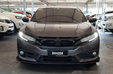 Selling Honda Civic 2017 at 28000 km 