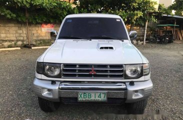 Sell White 2001 Mitsubishi Pajero at 101000 km 