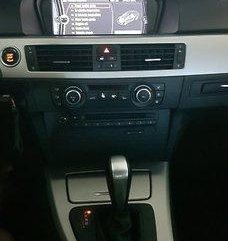 White Bmw 318I 2013 at 49000 km for sale in Parañaque