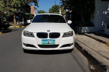 White Bmw 318I 2013 at 49000 km for sale in Parañaque