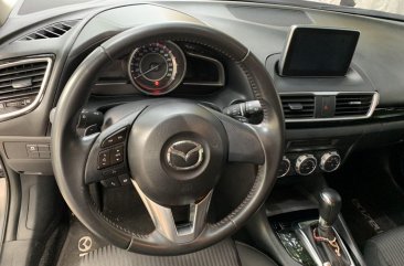 Sell 2016 Mazda 3 Hatchback in Manila