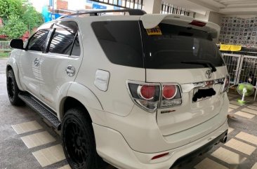 Selling Pearlwhite Toyota Fortuner 2015 in Manila