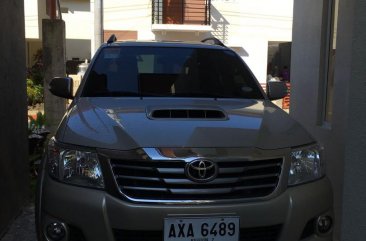 2nd Hand Toyota Hilux 2015 at 15000 km for sale 