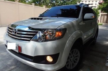 Selling White Toyota Fortuner 2014 Automatic Gasoline in Manila