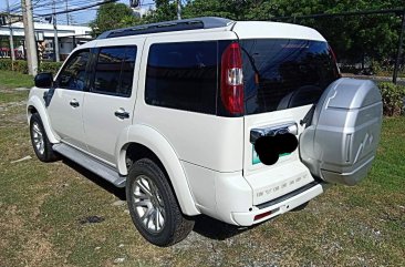 White Ford Everest 2013 Manual Diesel for sale in Manila