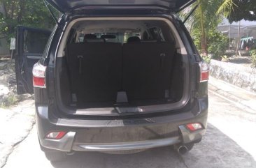 Selling Black Isuzu Mu-X 2016 in Parañaque