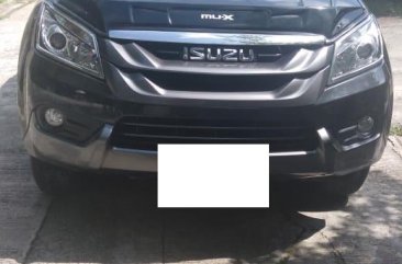 Selling Black Isuzu Mu-X 2016 in Parañaque