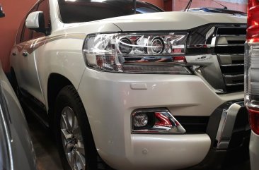 2017 Toyota Land Cruiser for sale in Manila