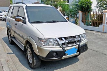 2010 Isuzu Crosswind for sale in Manila