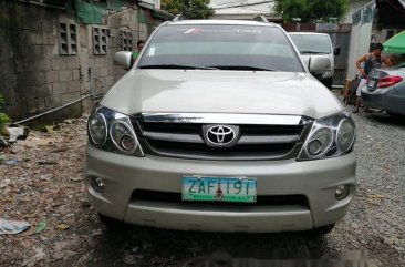 Selling Toyota Fortuner 2005 at 75000 km 