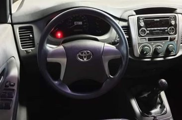 Silver Toyota Innova 2016 for sale in Quezon City