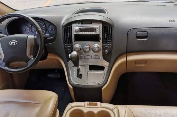 Sell 2013 Hyundai Starex in Quezon City