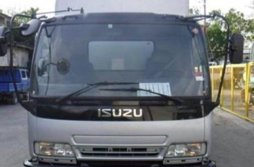 Selling Isuzu Forward 2006 in Manila