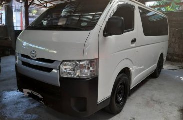 Selling White Toyota Hiace 2019 in Quezon City