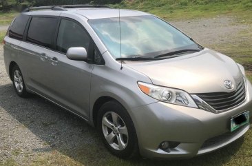 2011 Toyota Sienna for sale in Pasig 