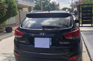 Selling Black Hyundai Tucson 2011 at 62000 km 