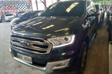 Grey Ford Everest 2016 at 21000 km for sale