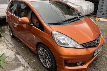 Selling Orange Honda Jazz 2013 Hatchback Automatic Gasoline 