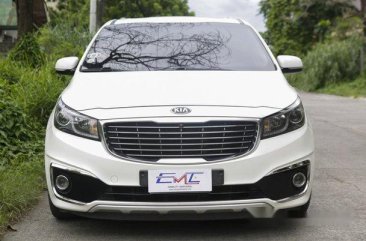 Sell White 2016 Kia Grand Carnival Automatic Gasoline at 58000 km 