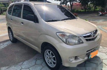 Selling Beige Toyota Avanza 2009 in Cebu