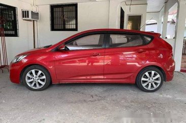 Red Hyundai Accent 2014 at 84000 km for sale