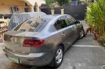 Grey Mazda 3 2005 at 110000 km for sale 