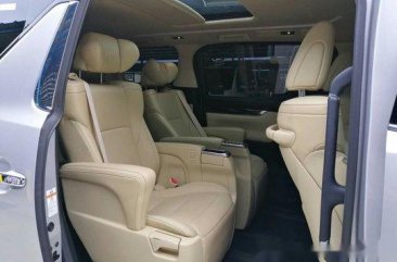 Silver Toyota Alphard 2018 for sale in Parañaque