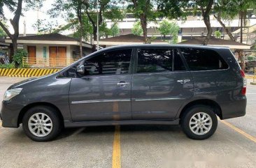 Grey Toyota Innova 2014 at 59000 km for sale