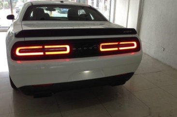 Sell White 2017 Dodge Challenger in Quezon City 