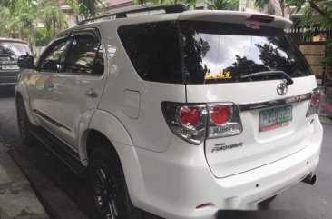 Selling White Toyota Fortuner 2010 Automatic Diesel at 80000 km 