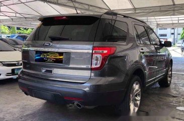 Grey Ford Explorer 2013 at 63000 km for sale