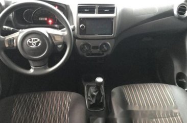 Selling Orange Toyota Wigo 2019 Manual Gasoline 