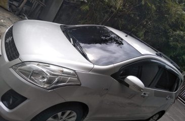 Silver Suzuki Ertiga 2015 at 38500 km for sale 